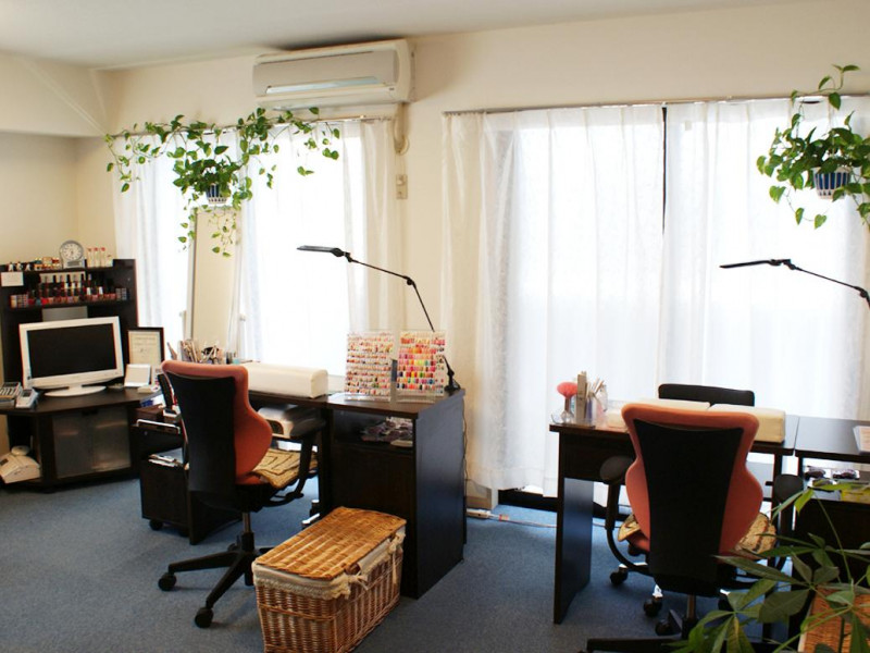 ネイルサロンＪ（ジェイ）店舗内装写真