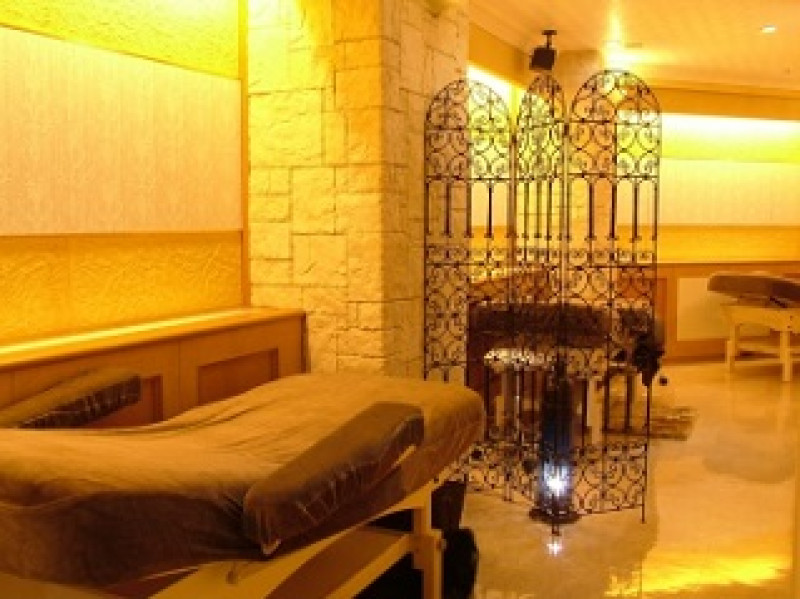 Allure（アリュール）関内馬車道店舗内装写真