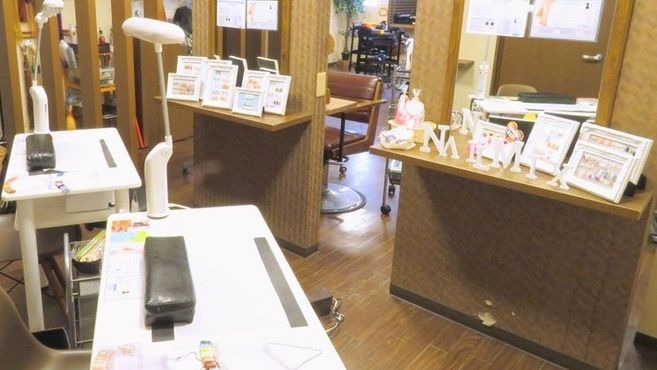 Nail Mix（ネイルミックス）札幌駅前店店舗内装写真