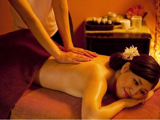 fermata(フェルマータ)アロマリンパデトックス横浜店店舗内装写真