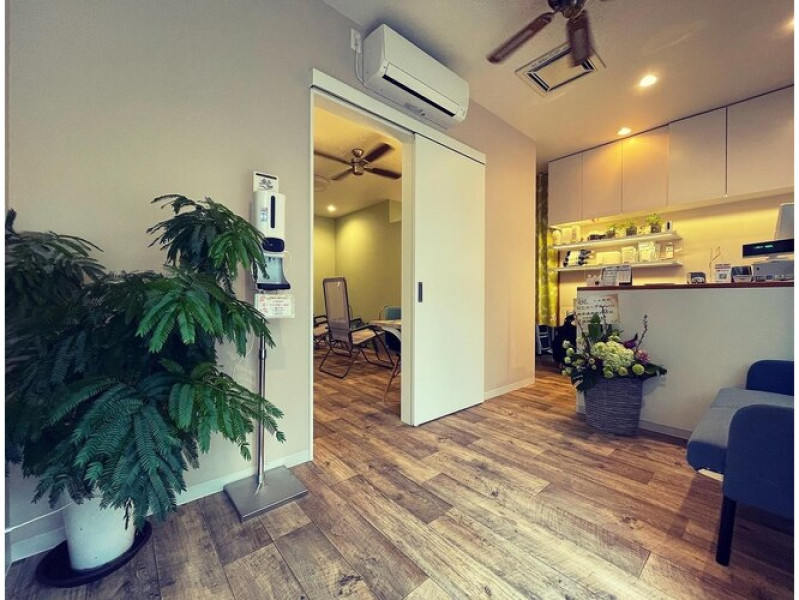 ラニオラ横浜本店店舗内装写真