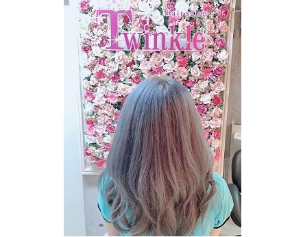 Twinkle（トゥインクル）店舗内装写真