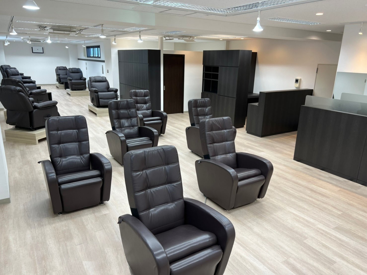 ネイル＆アイラッシュTerra（テラ）池袋店店舗内装写真