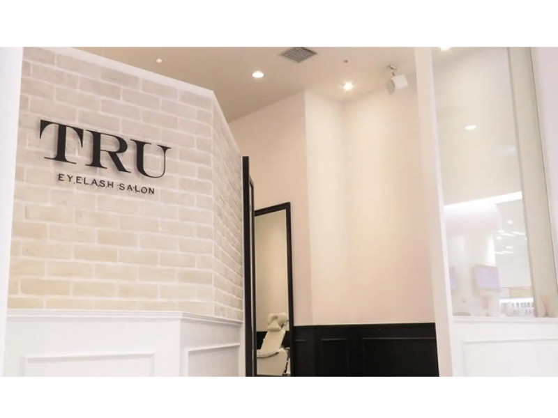 TRU NAIL＆EYELASH（トゥルー ネイル＆アイラッシュ）みなとみらい店店舗内装写真