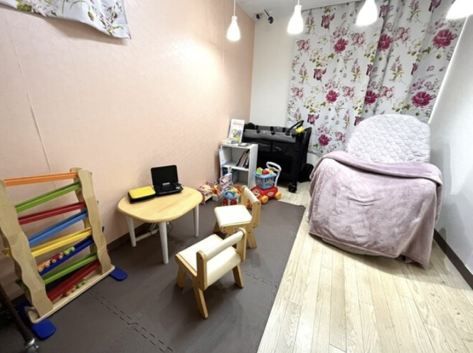 Berry Eyes（ベリーアイズ）店舗内装写真