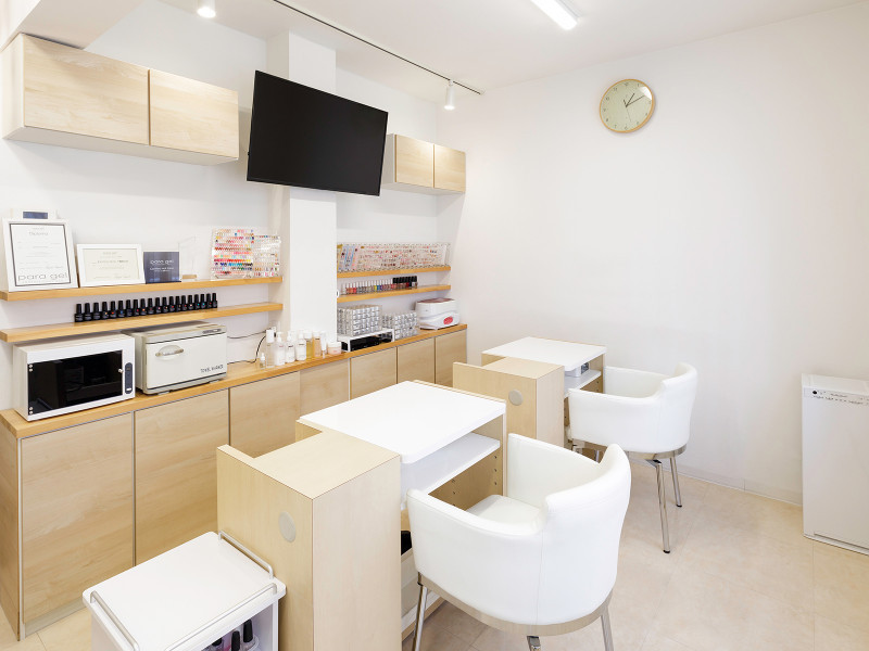 Quintet nail(クインテット・ネイル)千歳烏山店店舗内装写真