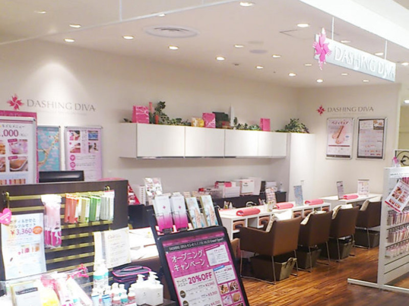 DASHING DIVA（ダッシングディバ）エキュート立川店店舗内装写真