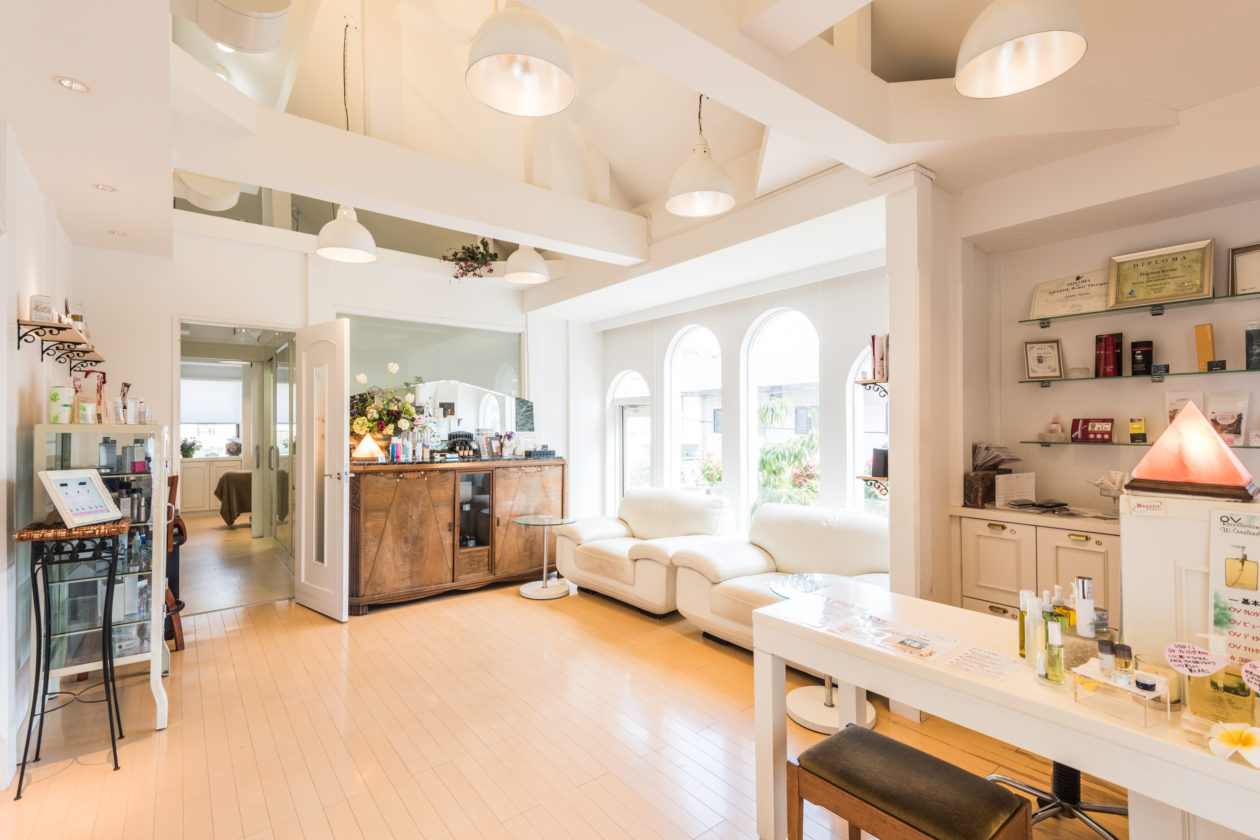 Hayama Breeze エステ ARIREINA（ハヤマブリーズアリレイナ）店舗内装写真