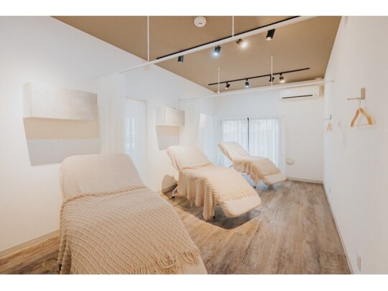 SOL by diar湘南台（ソルバイディア）店舗内装写真