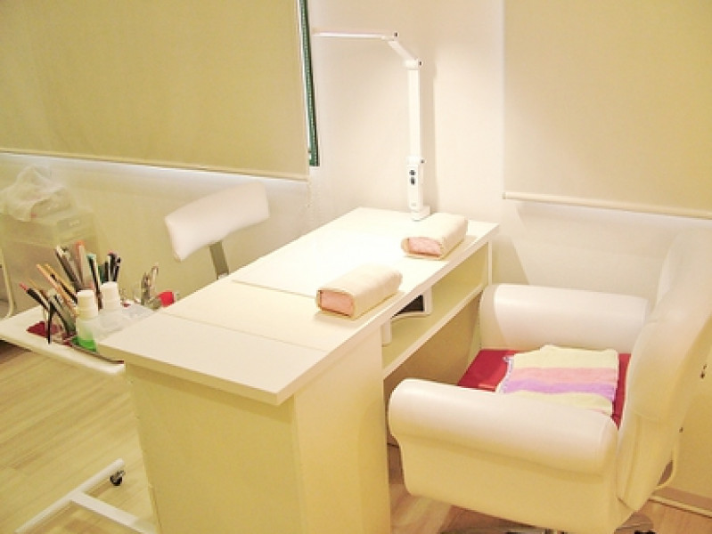 ESTER（エステル）店舗内装写真