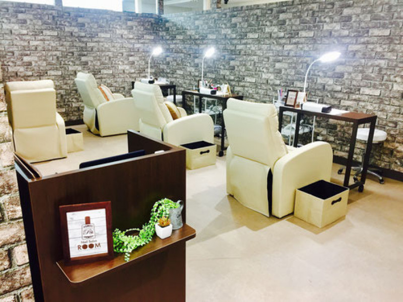 Nail Saron ROOM（ネイルサロンルーム）千葉店店舗内装写真