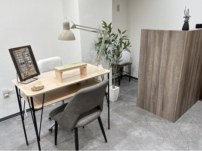 CLEMORE NAIL（クレモアネイル） 浦和店店舗内装写真