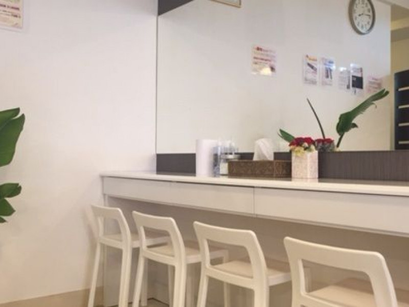 Lafura(ラフラ)　銀座店店舗内装写真