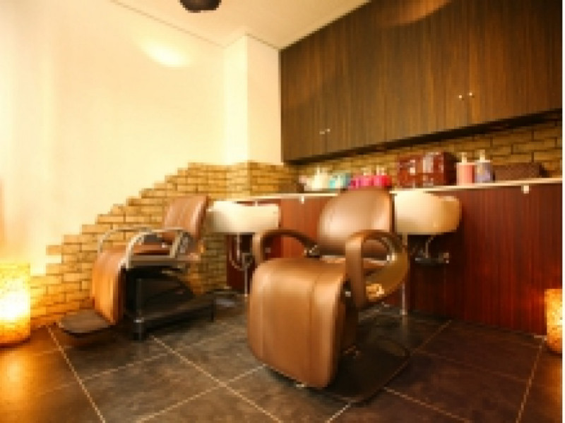 ALUDE.HC（アルーデエイチシー）店舗内装写真