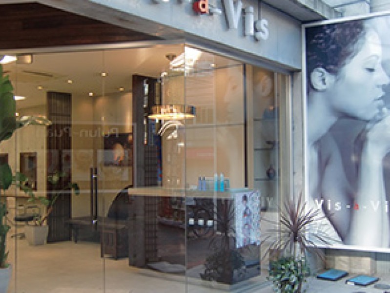 Vis-a'-Vis(ヴィザヴィ)板橋店店舗内装写真