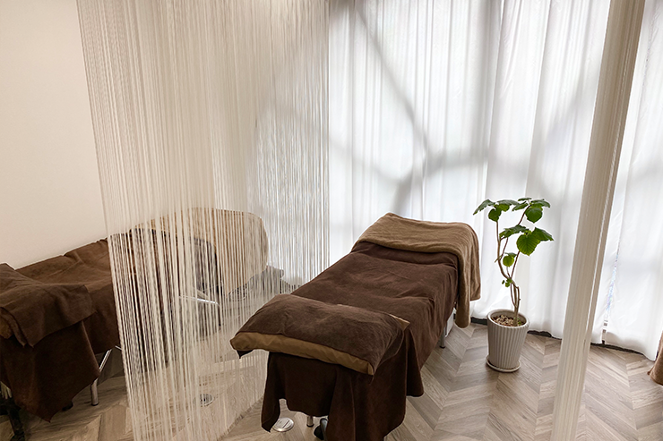 Eyelash&Nail salon Lunette（アイラッシュアンドネイルサロンリュネット）下北沢店店舗内装写真