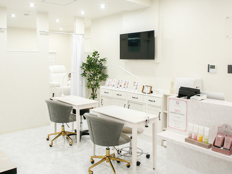 Batik（バティック）Nail&Eyelash 湘南台店店舗内装写真