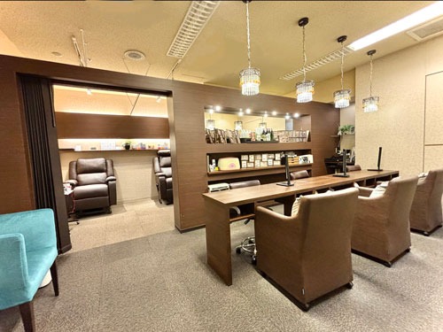 ネイルサロン La Mirage（ラ ミラージュ）店舗内装写真