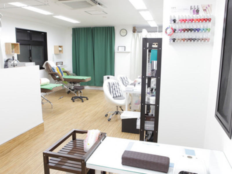 Nail Salon＆School P.M.A（ピーエムエー）店舗内装写真