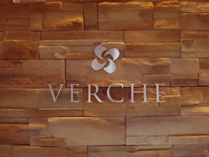 VERCHE（ヴァーチェ）店舗内装写真
