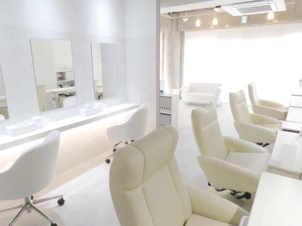 NEPTUNE（ネプチューン）パラジェルネイル＆アイラッシュ 自由が丘店店舗内装写真