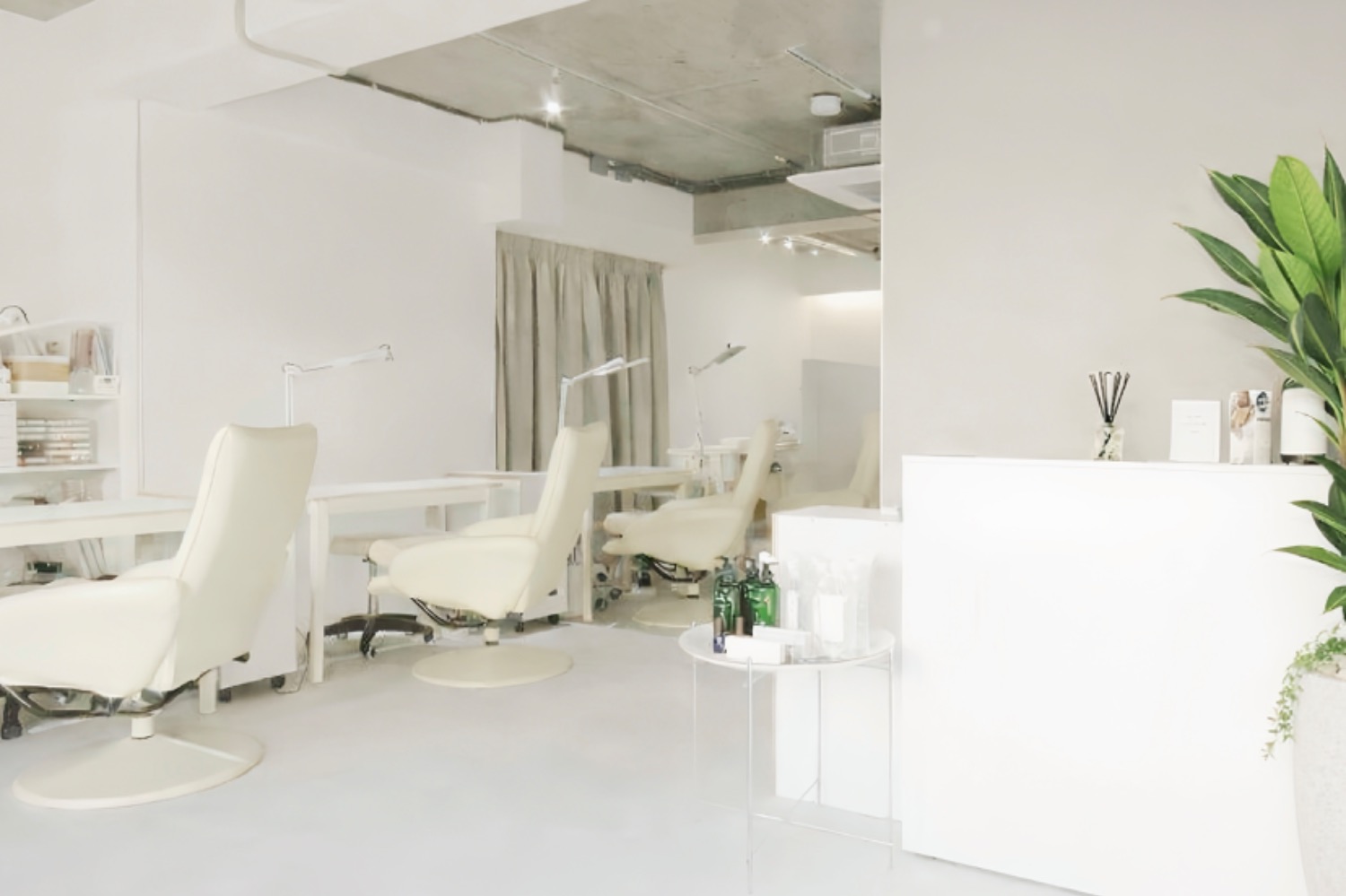 NEPTUNE（ネプチューン）パラジェルネイル＆アイラッシュ 自由が丘店店舗内装写真