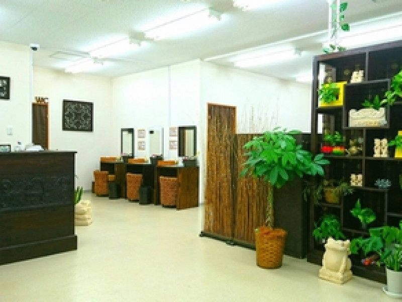 Lavanya（ラヴァンヤ）久喜店店舗内装写真