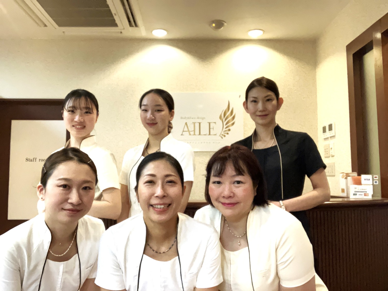 Body&Face design AILE（エール）神戸店店舗内装写真