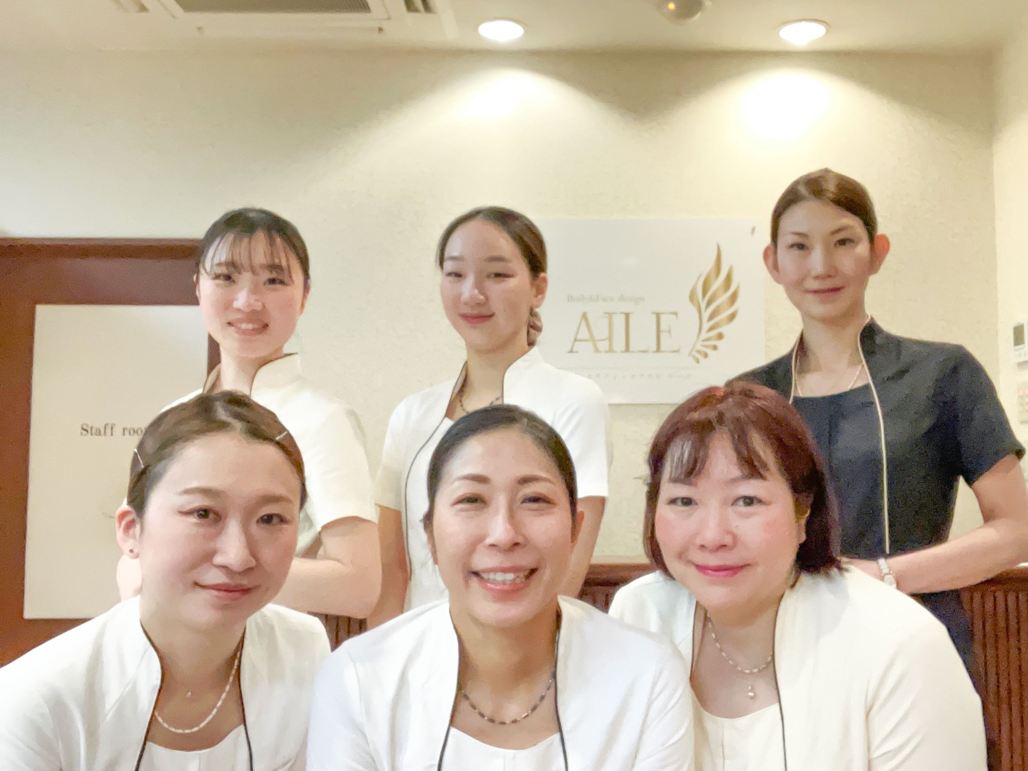 Body&Face design AILE（エール）神戸店店舗内装写真