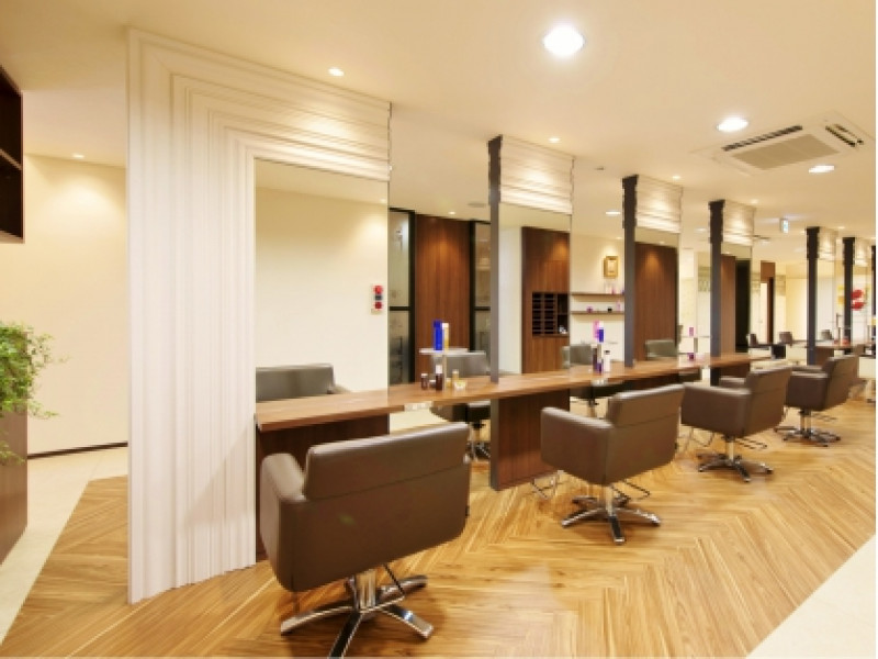 animoFIORENTE 三郷店（アニモフィオレンテ）店舗内装写真