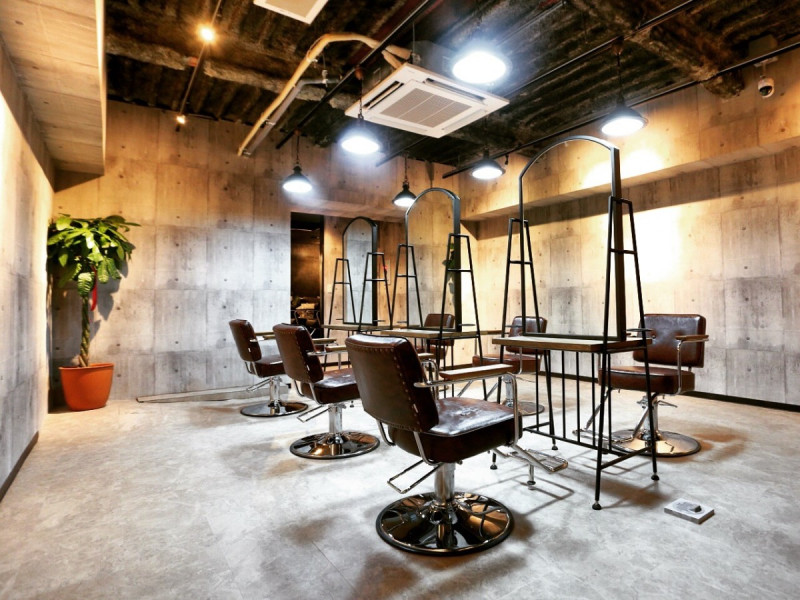 Cluster（クラスタ）店舗内装写真