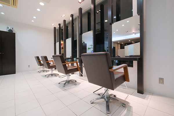 vivid QUATTRO（ビビッド クアトロ）蓮田店店舗内装写真