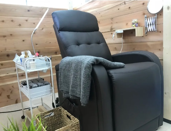 アイラッシュサロン lehua（レフア）店舗内装写真