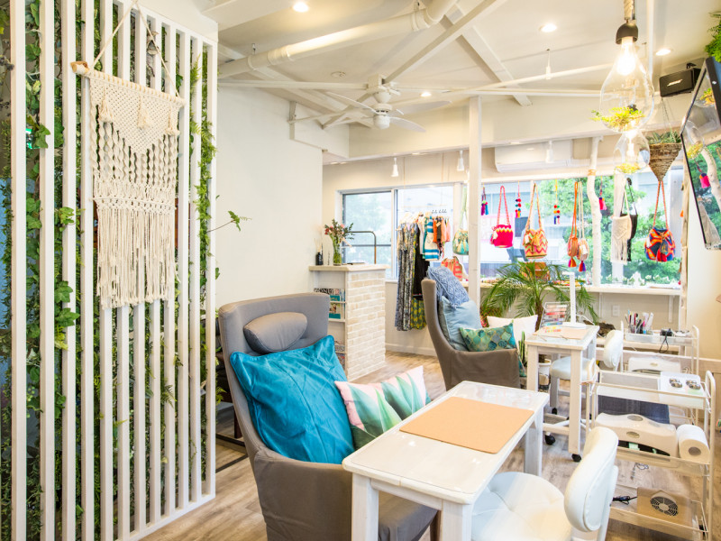 ネイルサロンSKY（スカイ）店舗内装写真