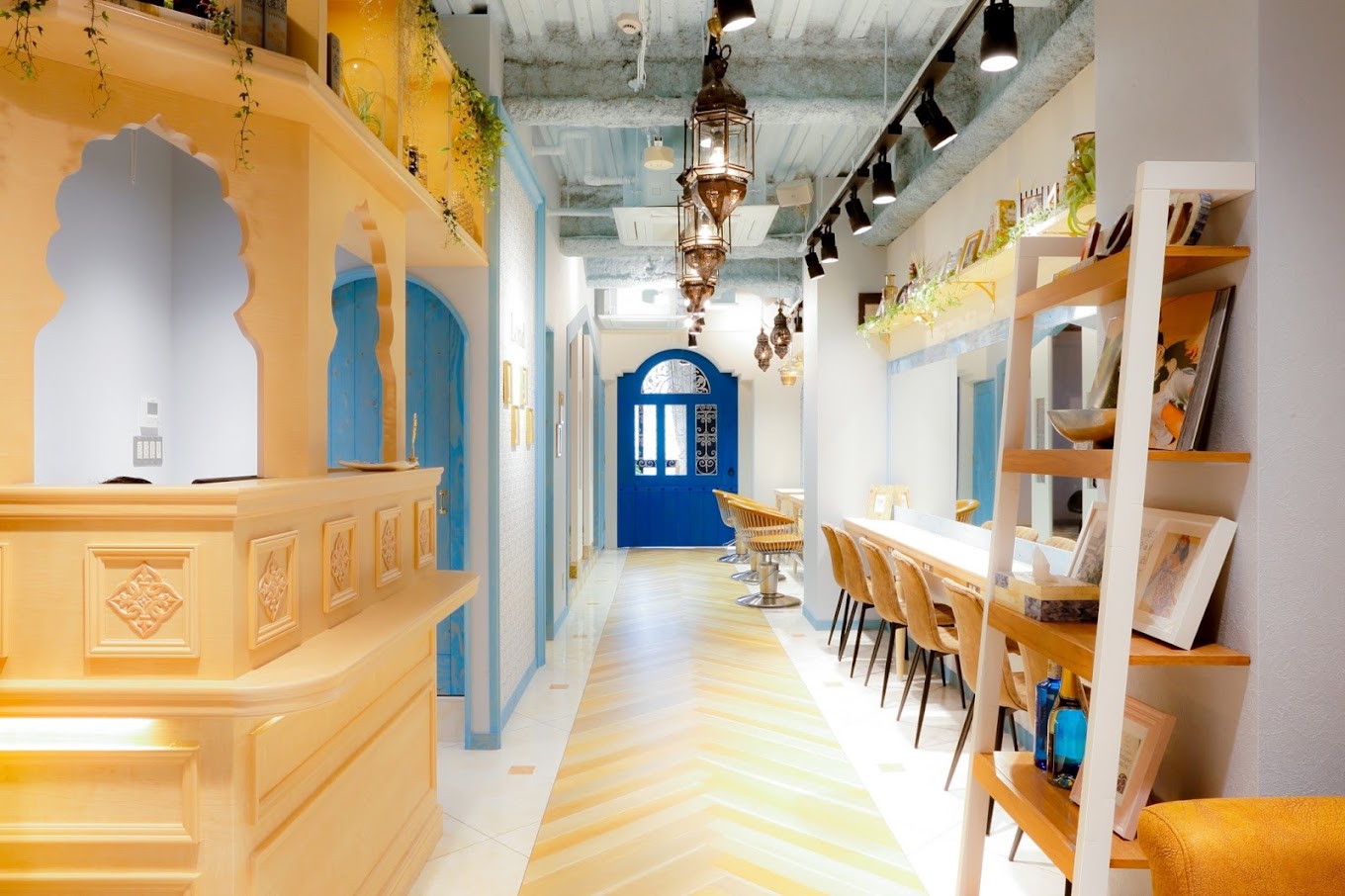 Lond jeloud 名古屋（ロンド ジュルード）店舗内装写真