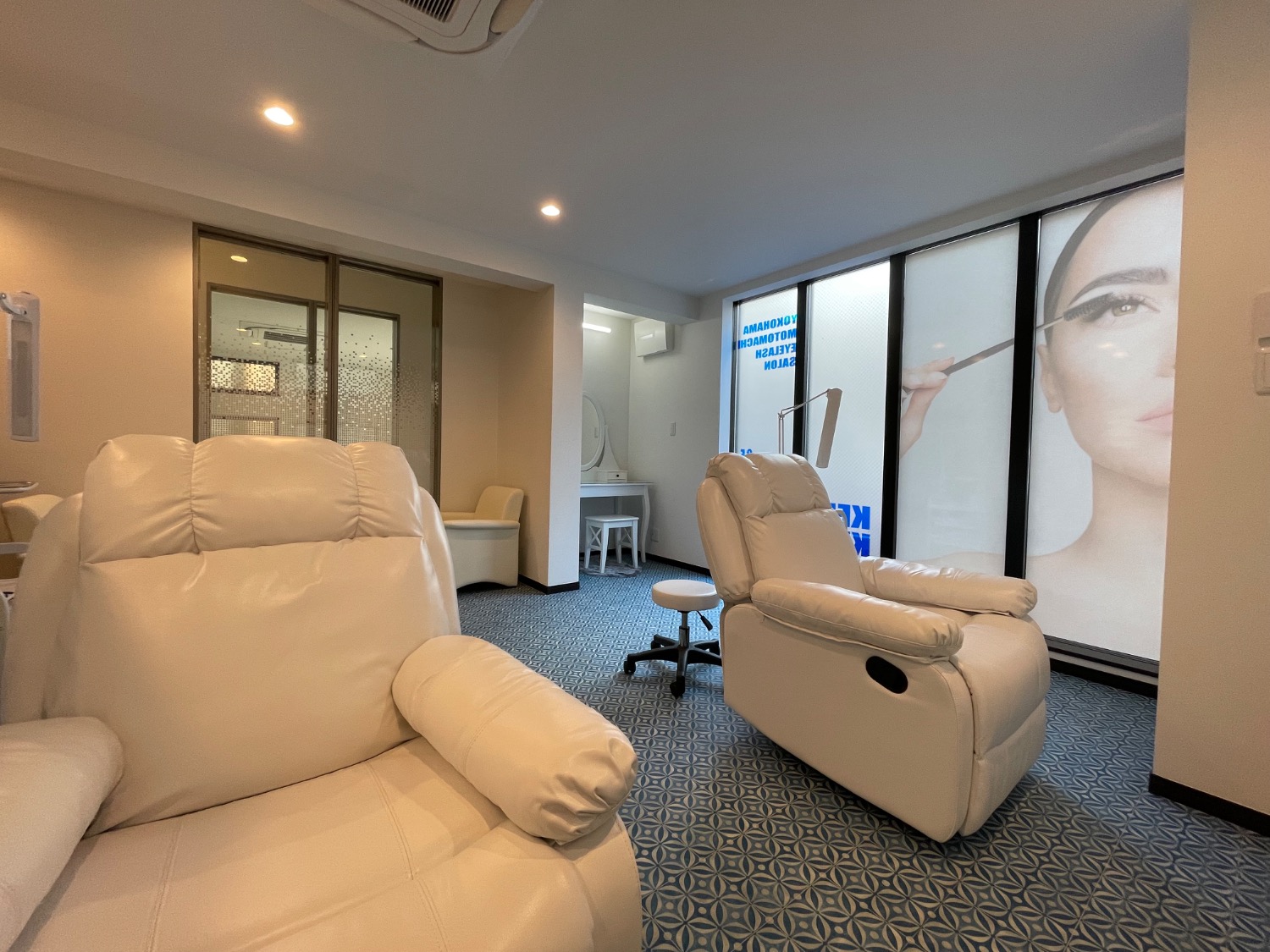 keep smile（キープスマイル）元町店店舗内装写真