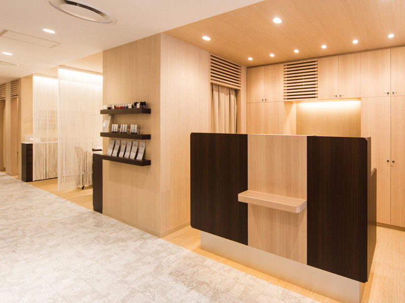 ネイルハウス安气子（アキコ）伊勢丹新宿店店舗内装写真