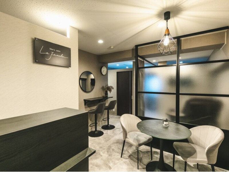 Le Jardin（ルジャルダン）店舗内装写真