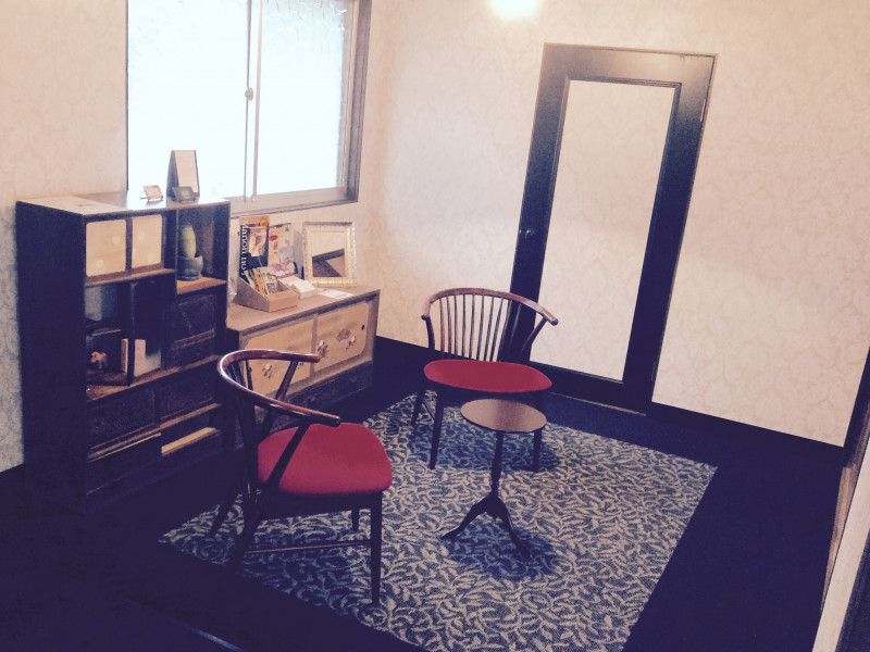 caresalon Fluff（ケアサロンフラフ）店舗内装写真