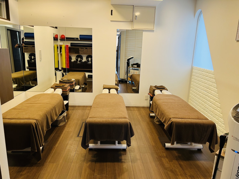 整体ラボ サルーテ店舗内装写真