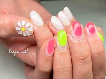 drape nail（ドレープネイル）店舗内装写真