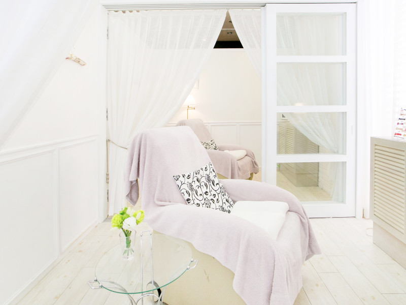 riche（リーチェ）Beauty&Nail Salon 大名店店舗内装写真