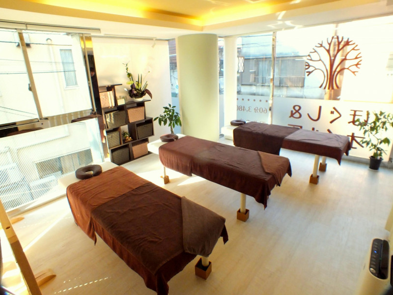 ほぐし＆オイル圧　眠りのまもり店舗内装写真