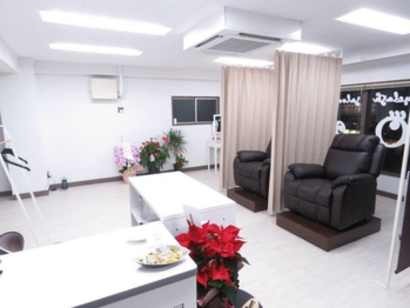 eyelash salon oak（アイラッシュサロンオーク）店舗内装写真