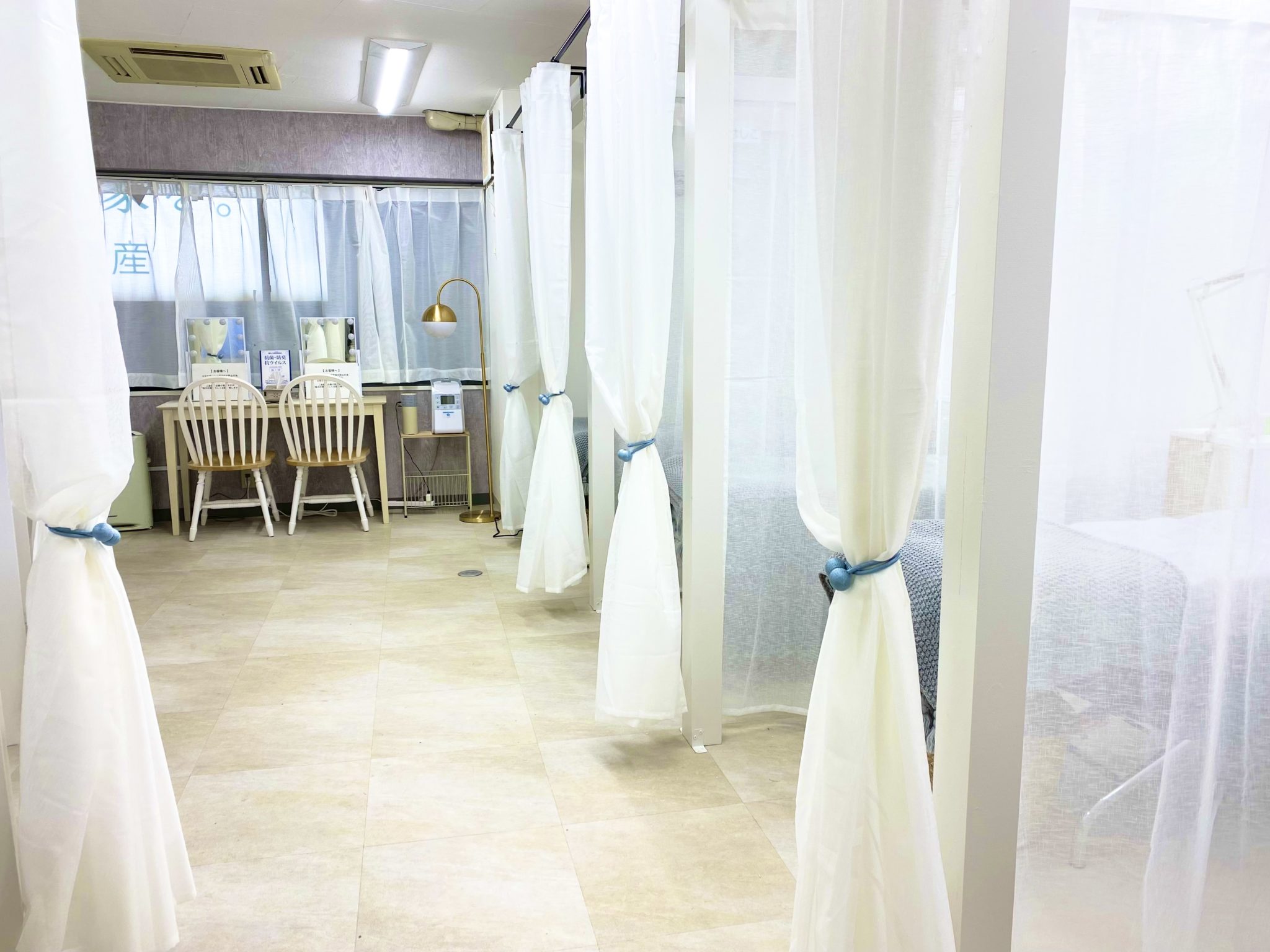 ALICE（アリス）元町店店舗内装写真