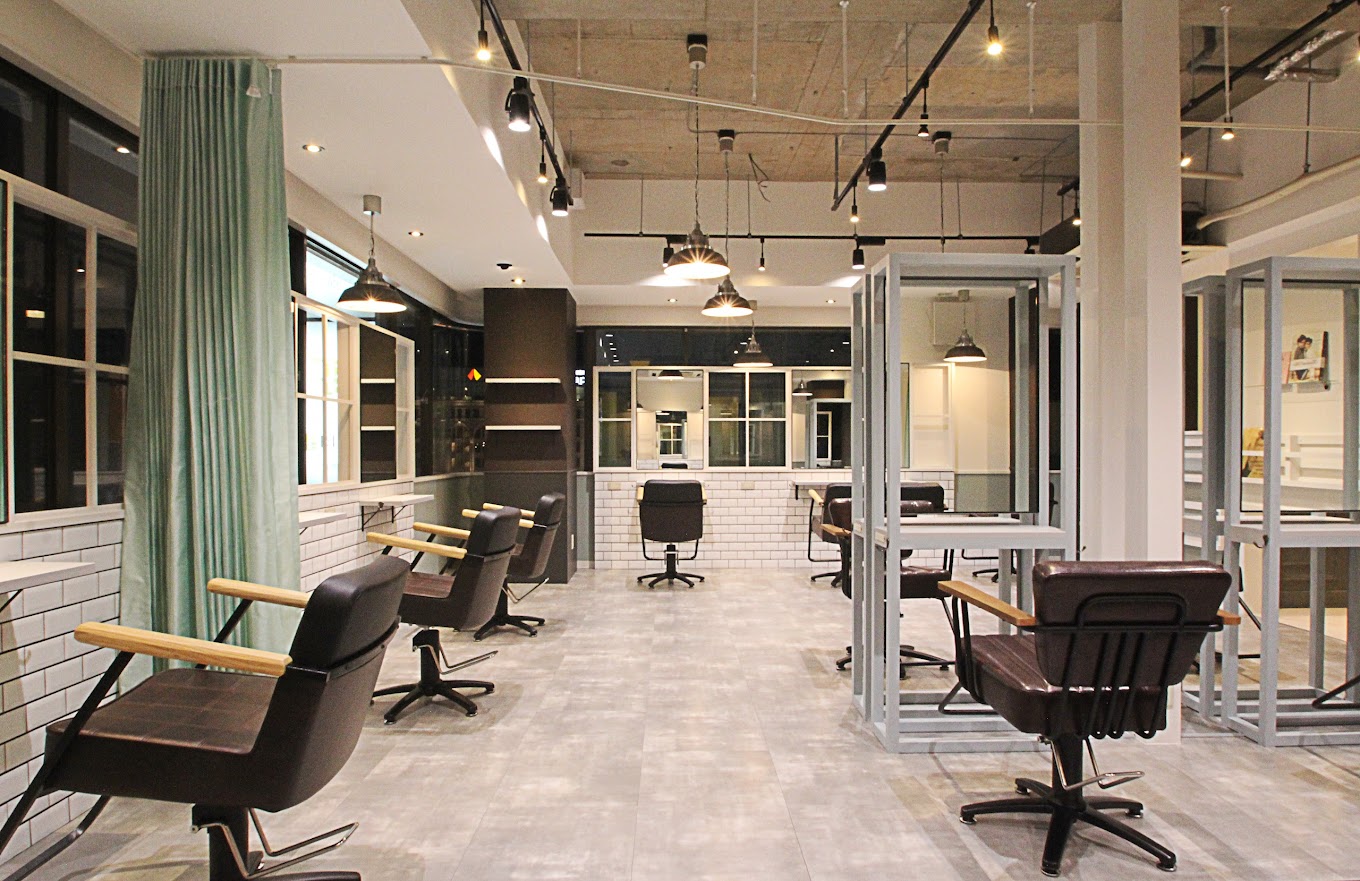 LINK LINK 難波（リンク リンク）店舗内装写真