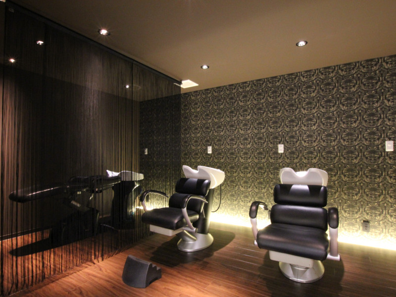 soin de brace&times;nail salon Coffret西中島店（ソワン ドゥ ブレス）店舗内装写真