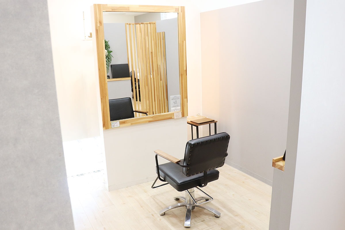 AMELY（エメリー）山梨甲府東店店舗内装写真