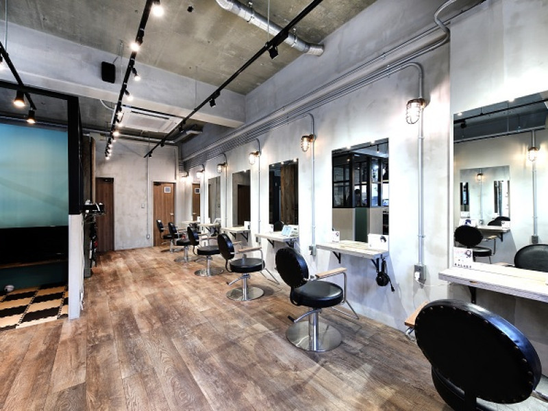 La fith hair tida 沖縄店（ラフィス ヘアーティーダ）店舗内装写真