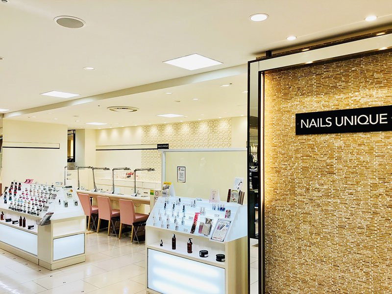 NAILS UNIQUE（ネイルズユニーク）浦和伊勢丹店店舗内装写真